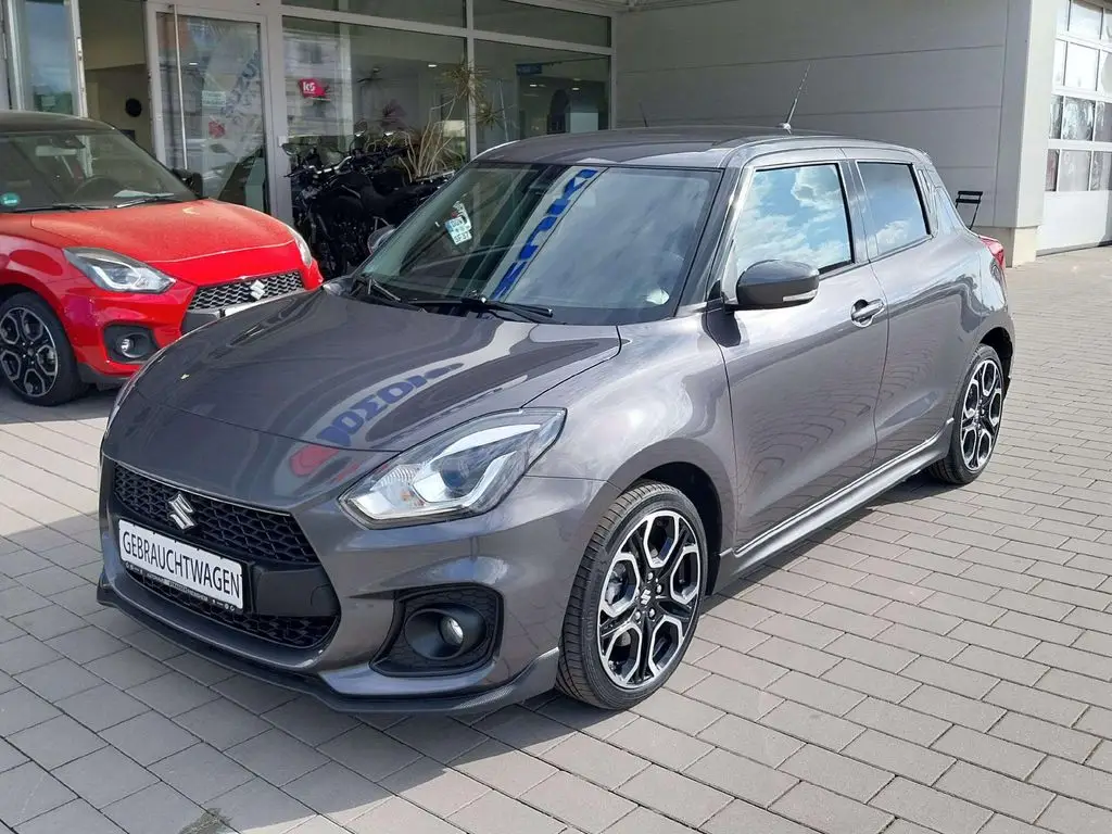 Photo 1 : Suzuki Swift 2020 Petrol