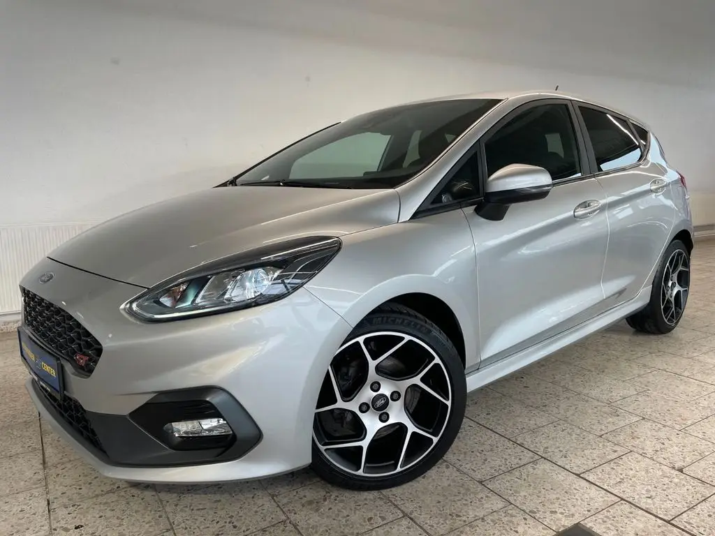 Photo 1 : Ford Fiesta 2020 Petrol