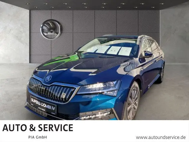 Photo 1 : Skoda Superb 2024 Hybrid