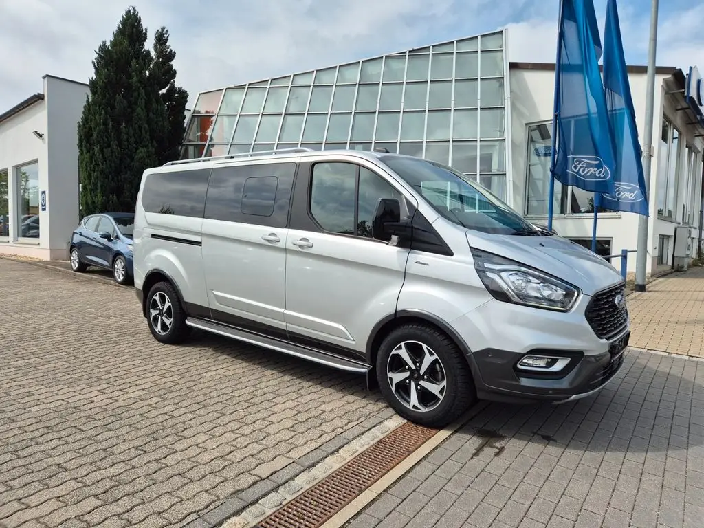 Photo 1 : Ford Tourneo 2023 Diesel