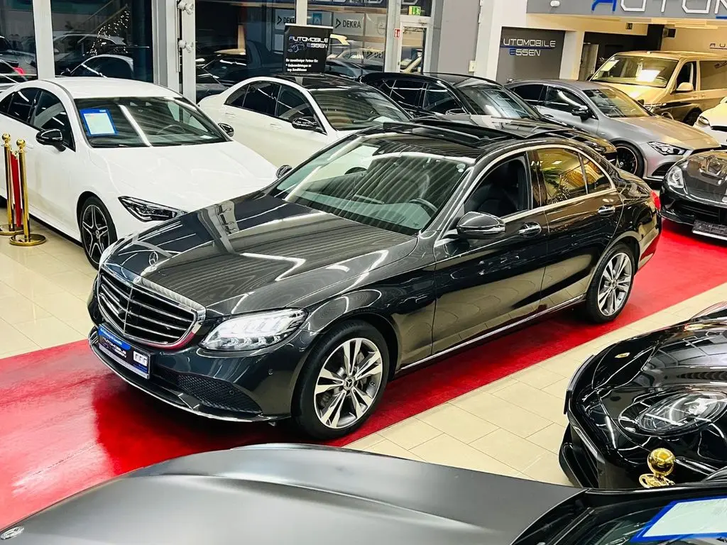 Photo 1 : Mercedes-benz Classe C 2021 Hybride