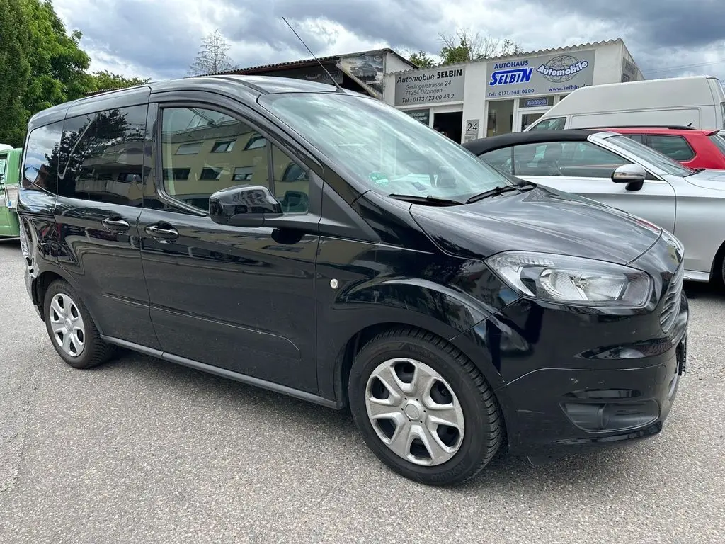 Photo 1 : Ford Tourneo 2018 Petrol