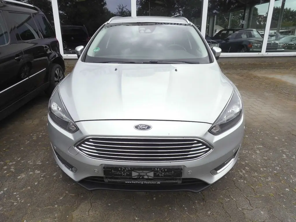 Photo 1 : Ford Focus 2015 Diesel