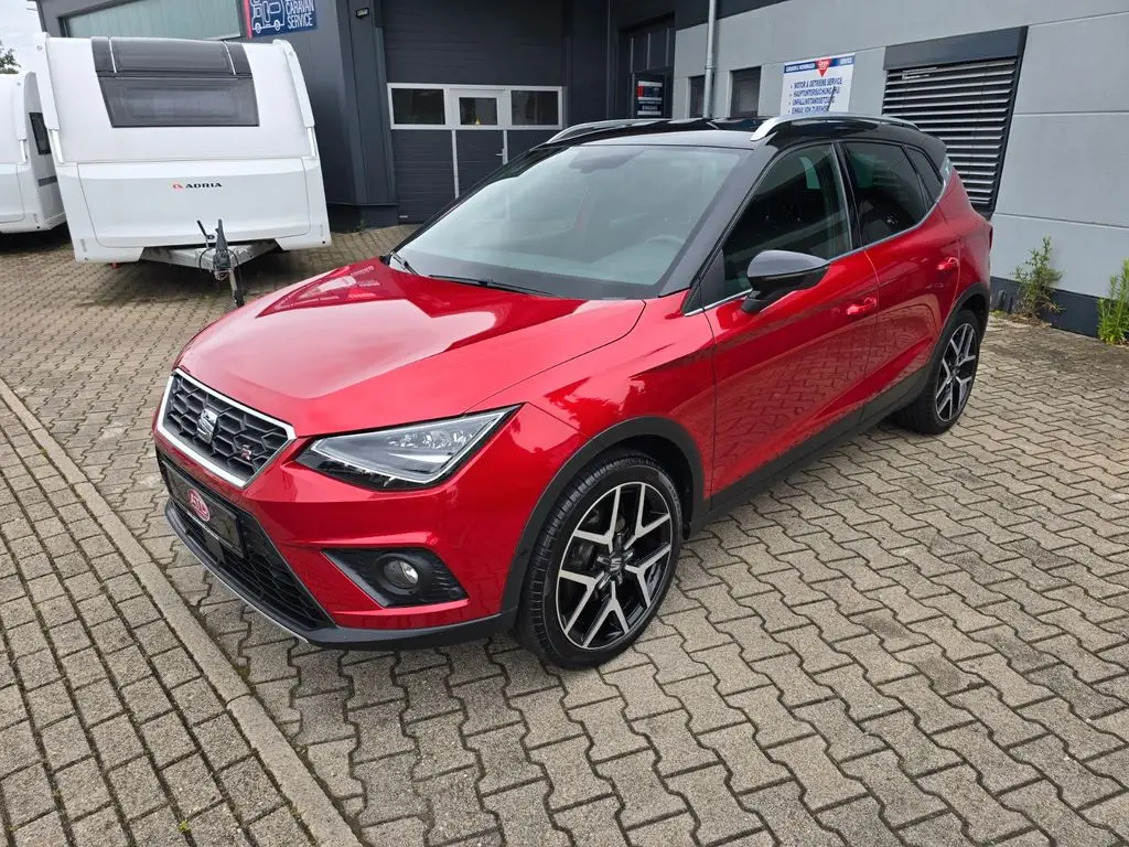 Photo 1 : Seat Arona 2018 Essence