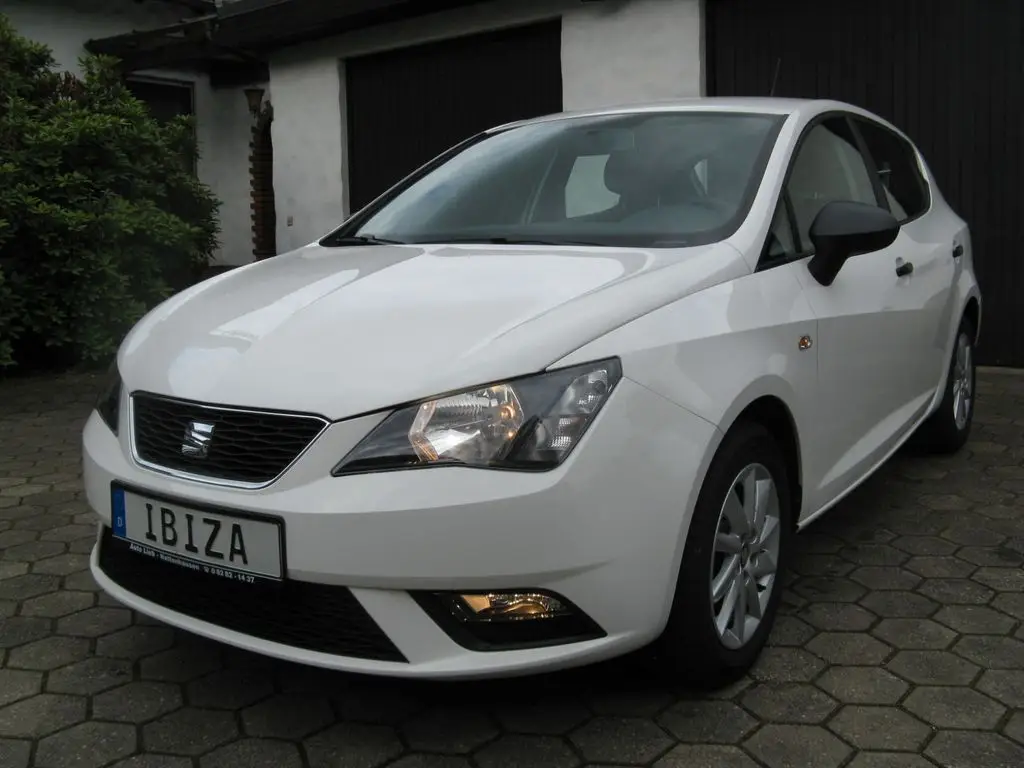 Photo 1 : Seat Ibiza 2015 Petrol