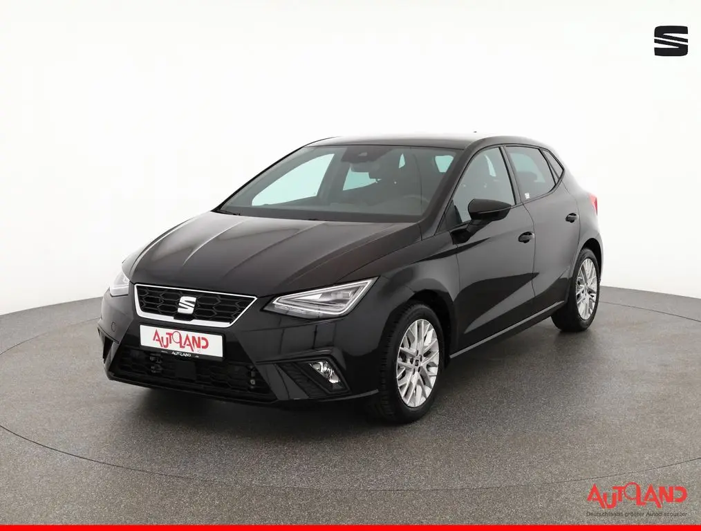 Photo 1 : Seat Ibiza 2023 Petrol