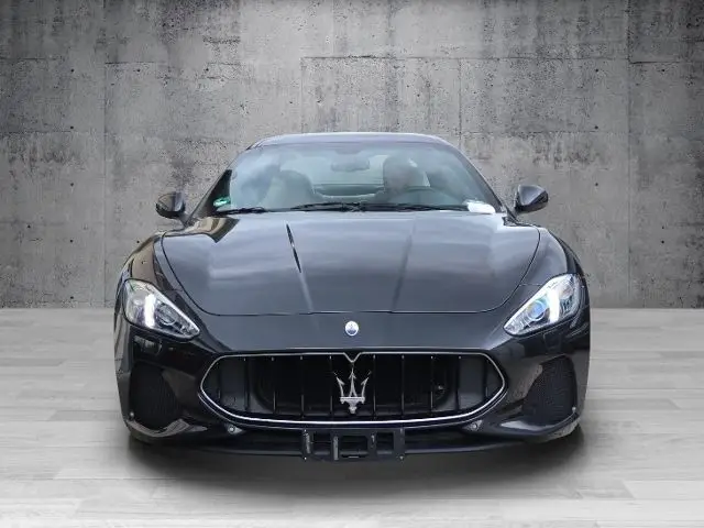 Photo 1 : Maserati Granturismo 2019 Essence