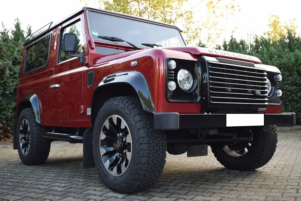 Photo 1 : Land Rover Defender 2015 Petrol