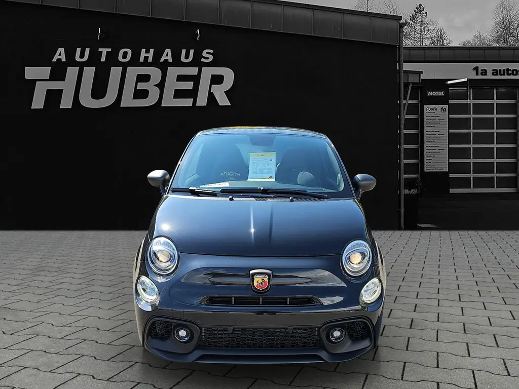 Photo 1 : Abarth 695 2024 Essence