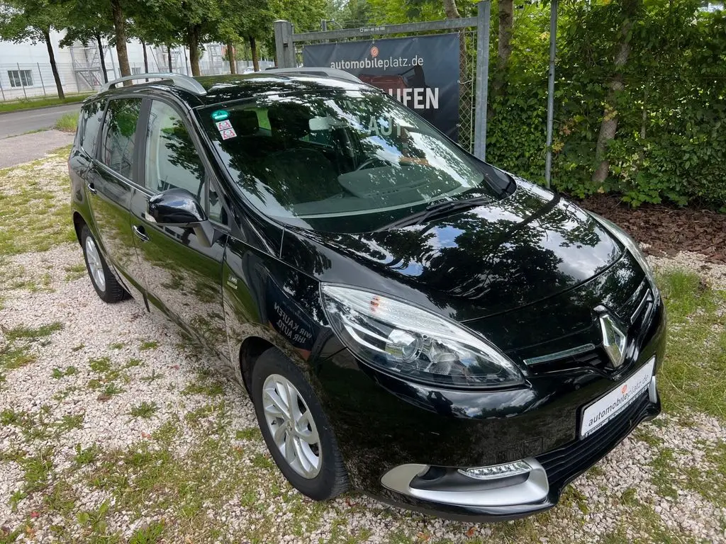 Photo 1 : Renault Scenic 2015 Essence