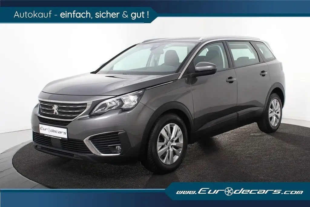 Photo 1 : Peugeot 5008 2019 Petrol