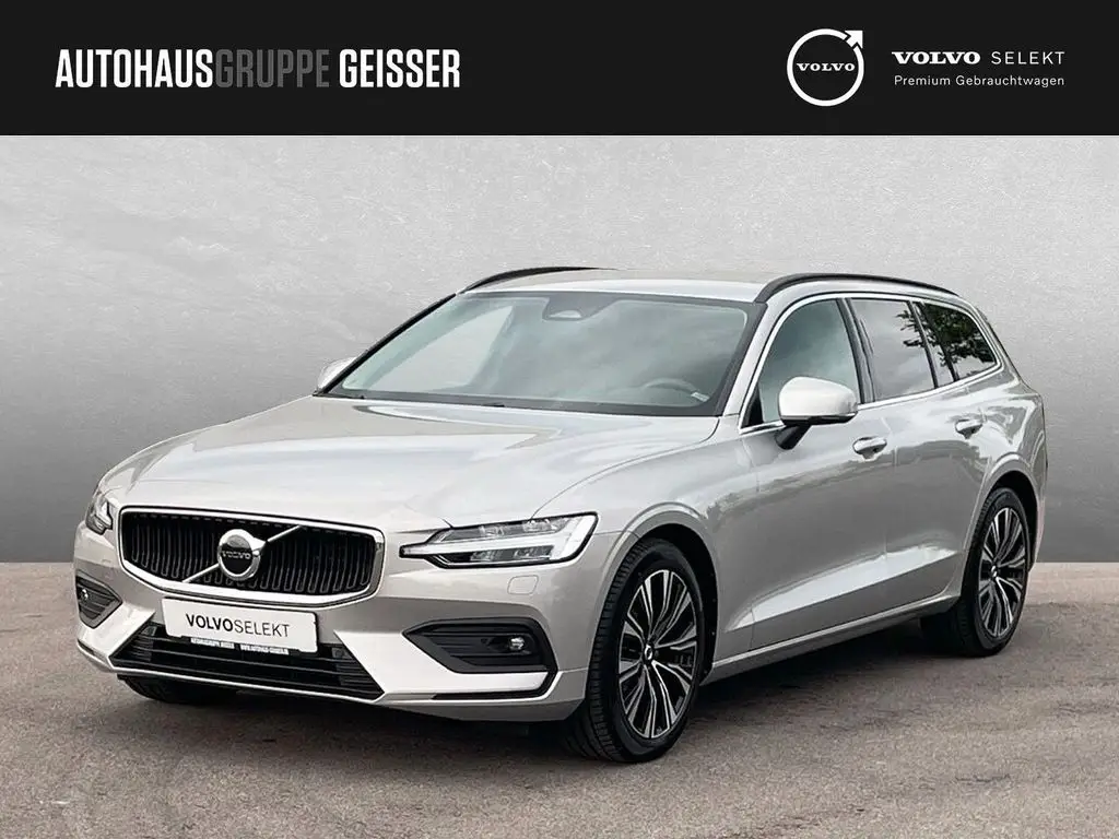 Photo 1 : Volvo V60 2023 Diesel