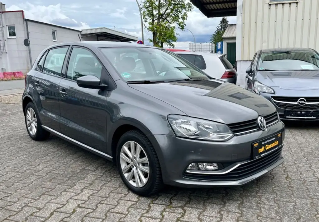 Photo 1 : Volkswagen Polo 2015 Essence