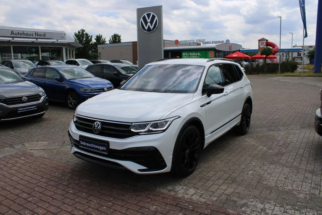 Photo 1 : Volkswagen Tiguan 2023 Diesel