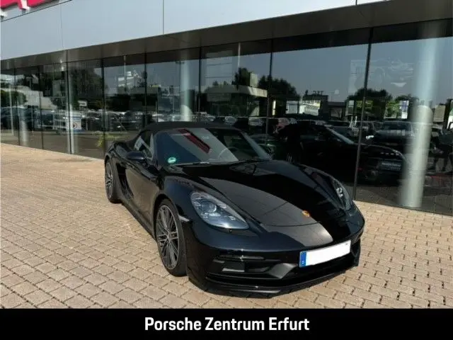 Photo 1 : Porsche Boxster 2022 Petrol