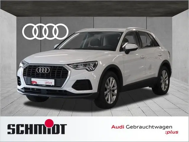 Photo 1 : Audi Q3 2022 Petrol