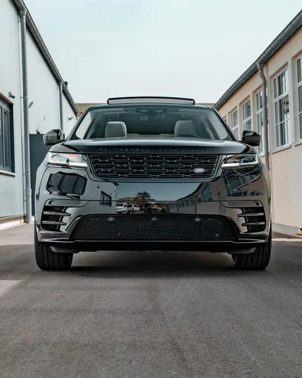 Photo 1 : Land Rover Range Rover Velar 2024 Essence