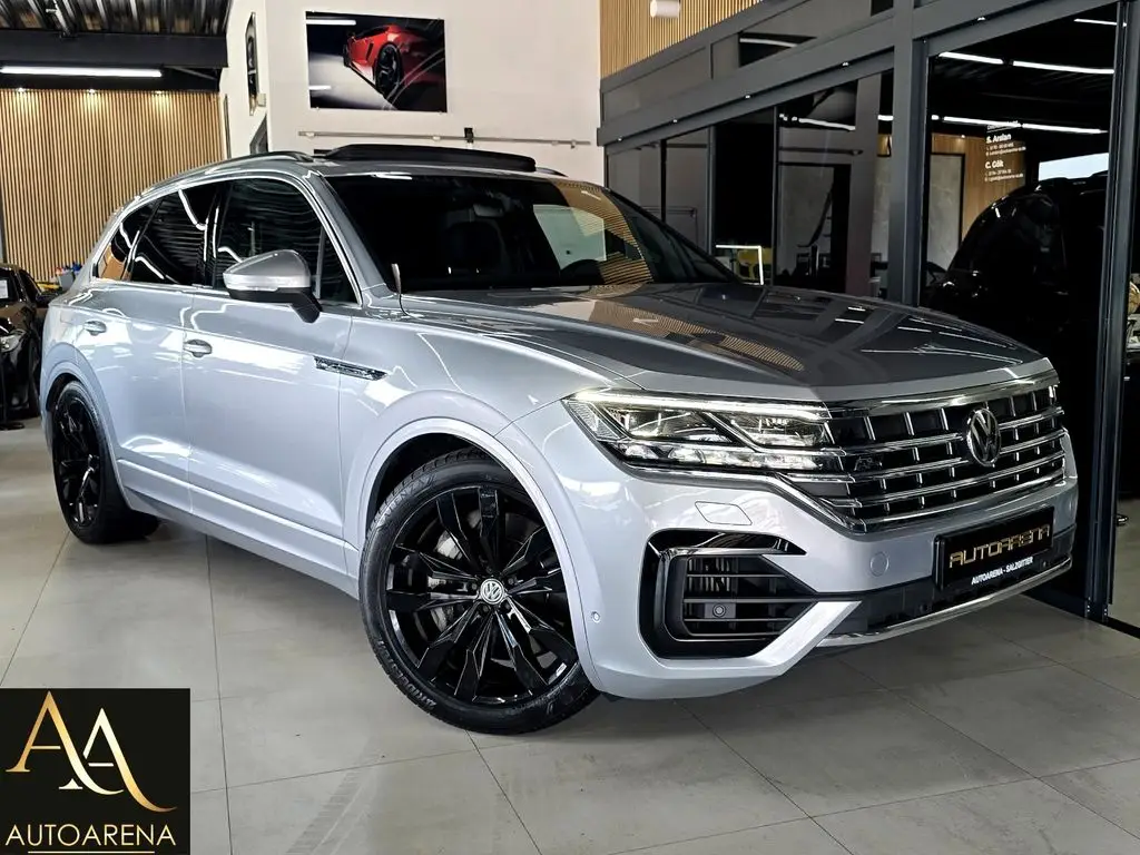 Photo 1 : Volkswagen Touareg 2019 Diesel