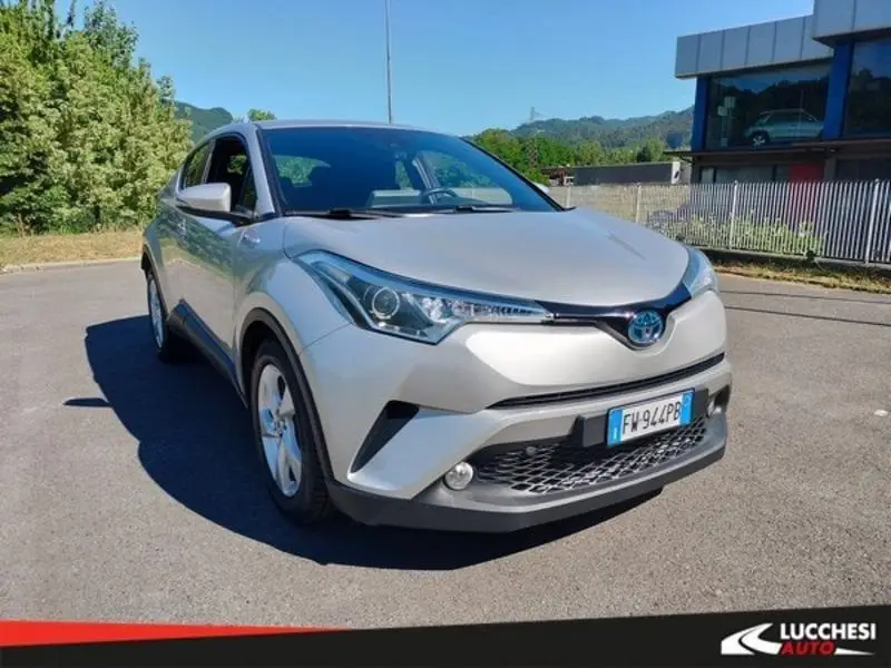 Photo 1 : Toyota C-hr 2019 Hybrid