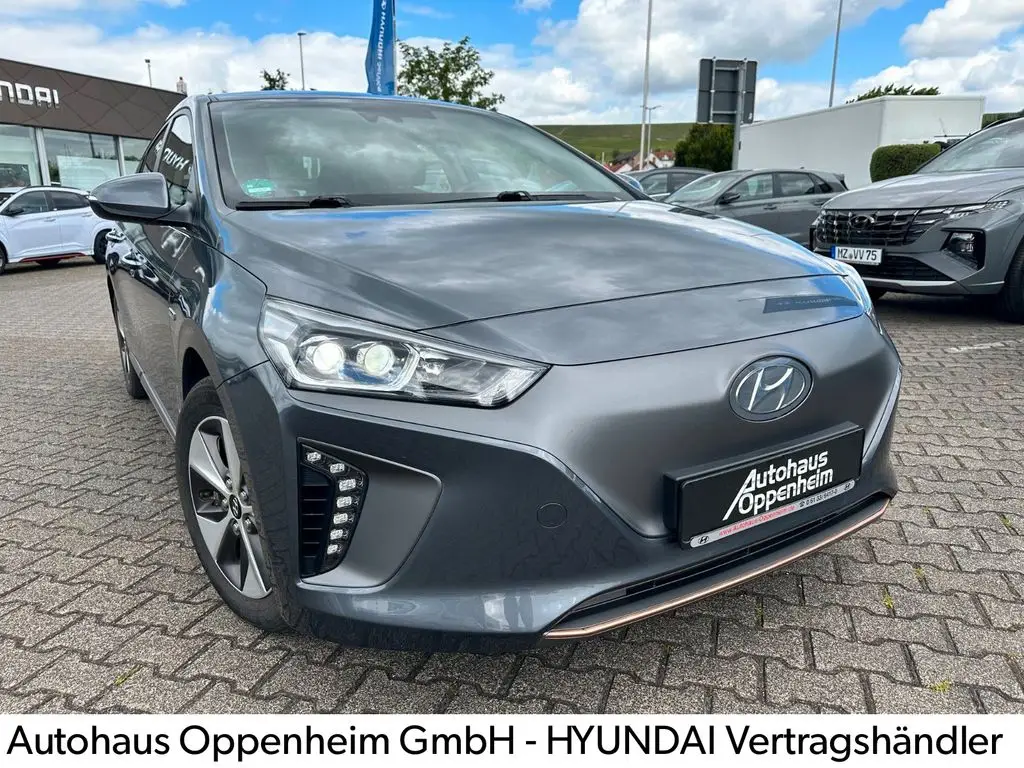 Photo 1 : Hyundai Ioniq 2020 Non renseigné