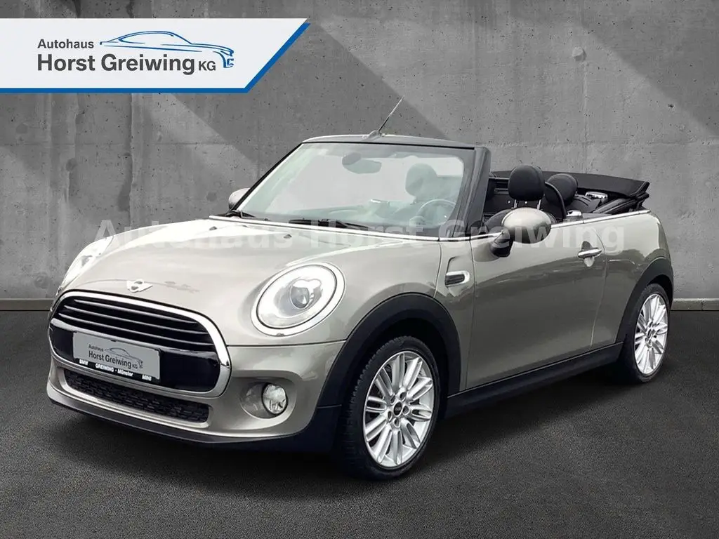 Photo 1 : Mini Cooper 2016 Petrol