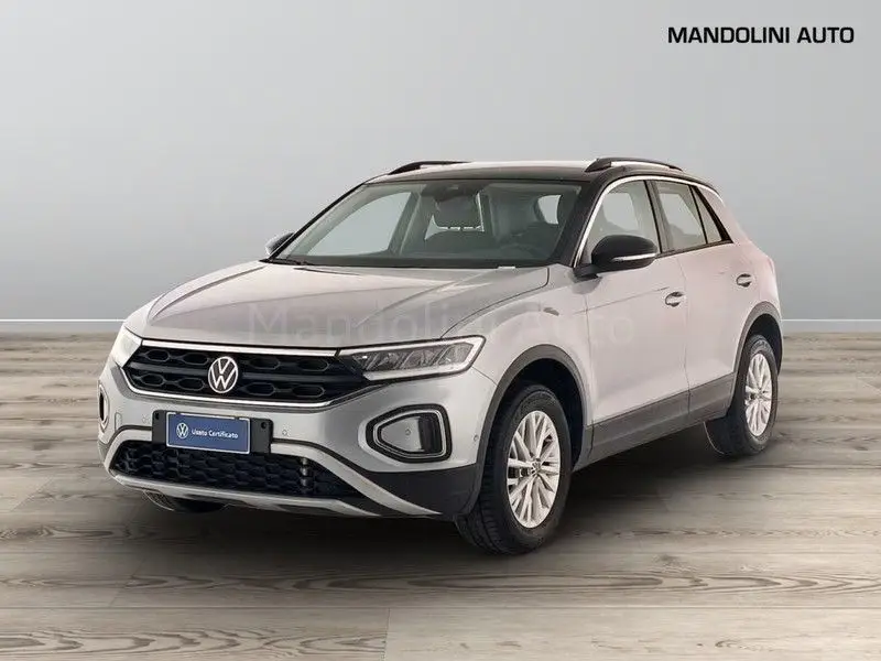 Photo 1 : Volkswagen T-roc 2023 Essence