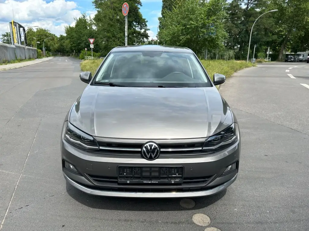 Photo 1 : Volkswagen Polo 2021 Essence