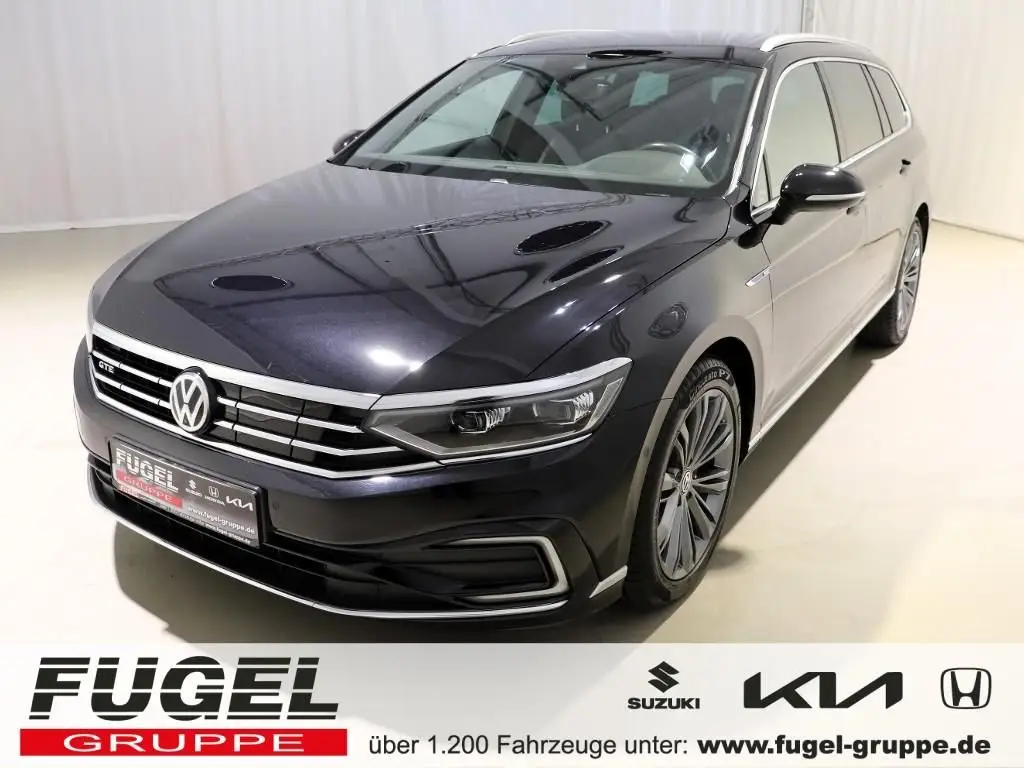 Photo 1 : Volkswagen Passat 2019 Hybrid