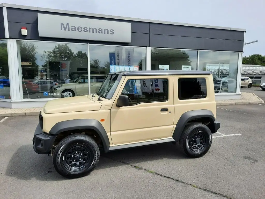 Photo 1 : Suzuki Jimny 2021 Petrol