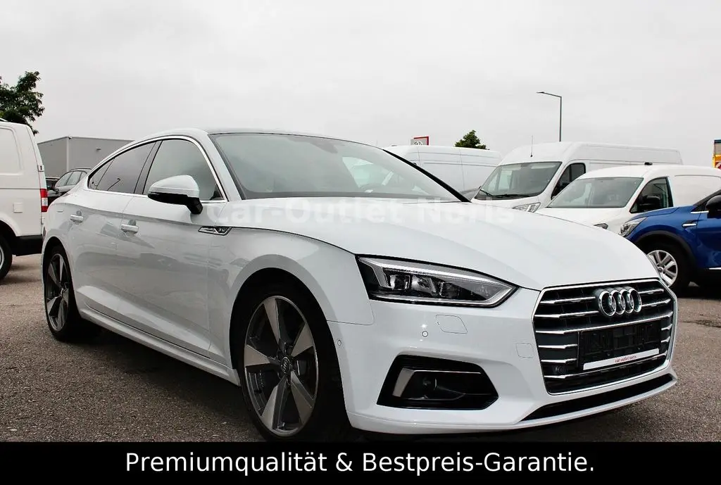 Photo 1 : Audi A5 2018 Petrol