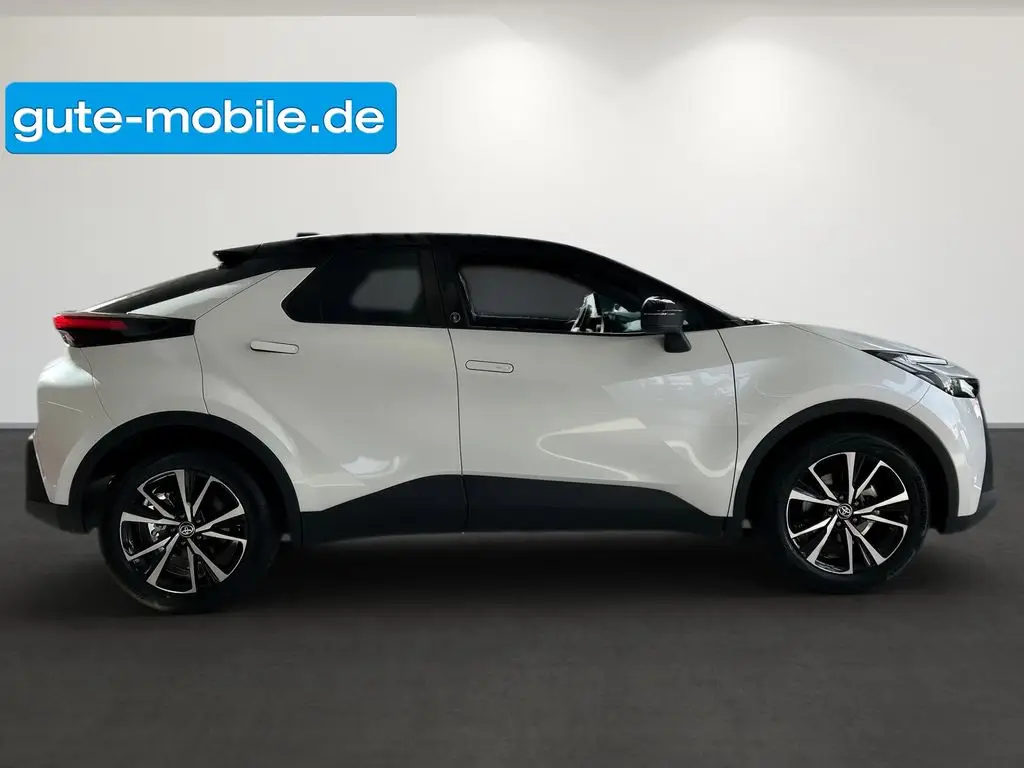 Photo 1 : Toyota C-hr 2024 Hybrid