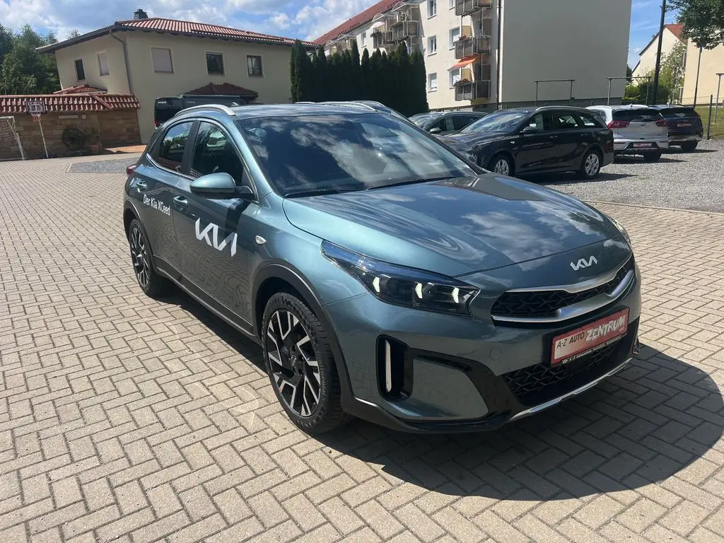 Photo 1 : Kia Xceed 2024 Essence