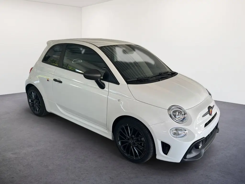 Photo 1 : Abarth 595 2024 Essence