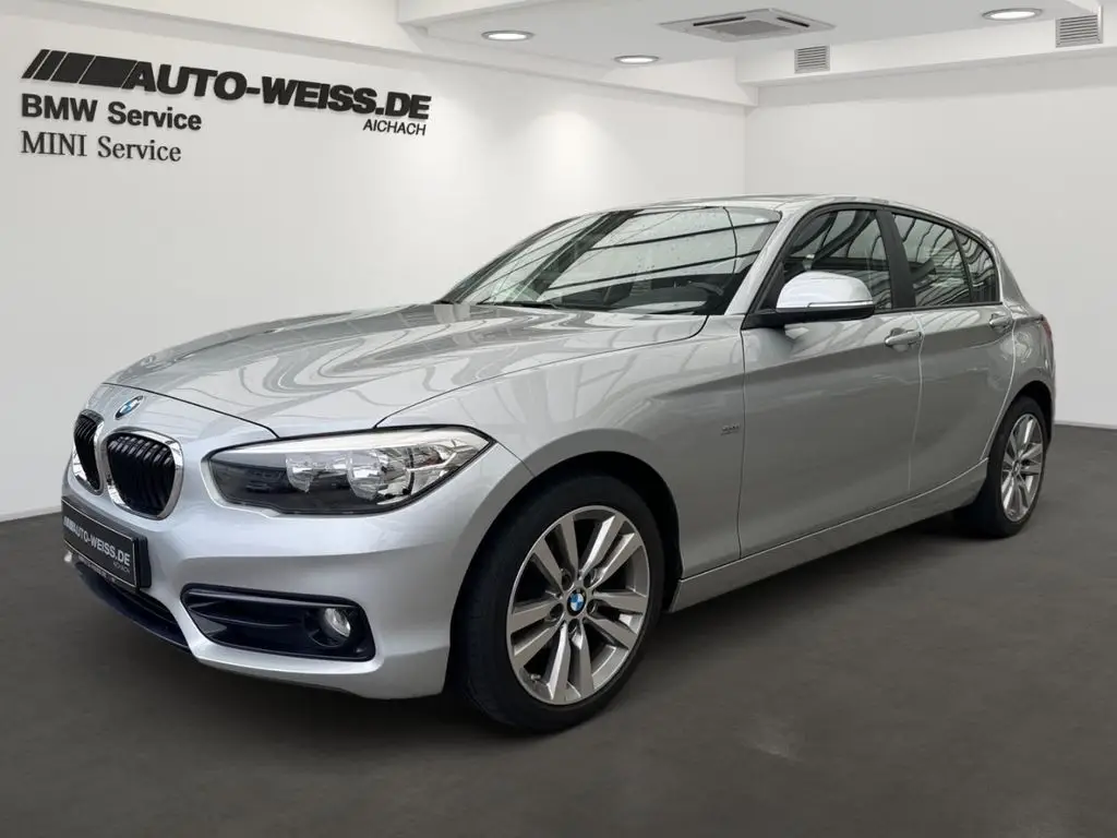 Photo 1 : Bmw Serie 1 2017 Petrol