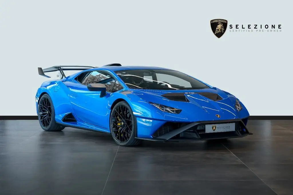 Photo 1 : Lamborghini Huracan 2023 Essence