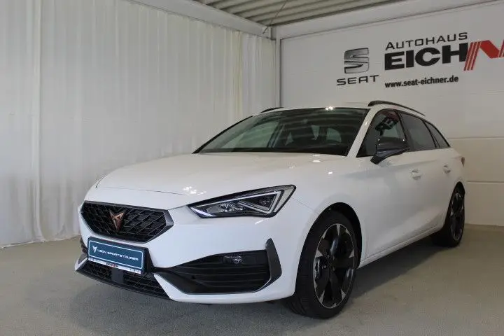 Photo 1 : Cupra Leon 2024 Petrol