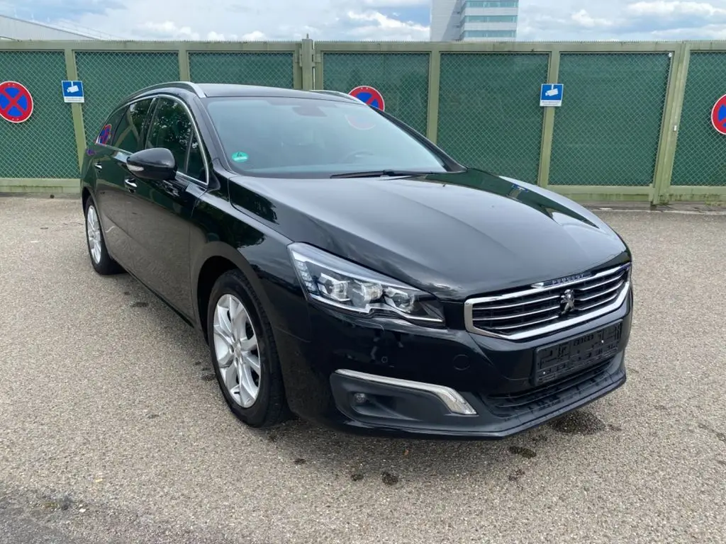 Photo 1 : Peugeot 508 2016 Essence