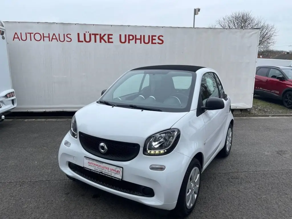 Photo 1 : Smart Fortwo 2017 Petrol