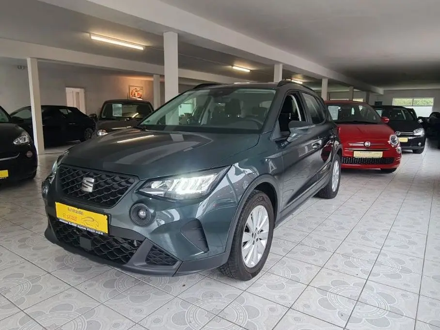 Photo 1 : Seat Arona 2021 Petrol