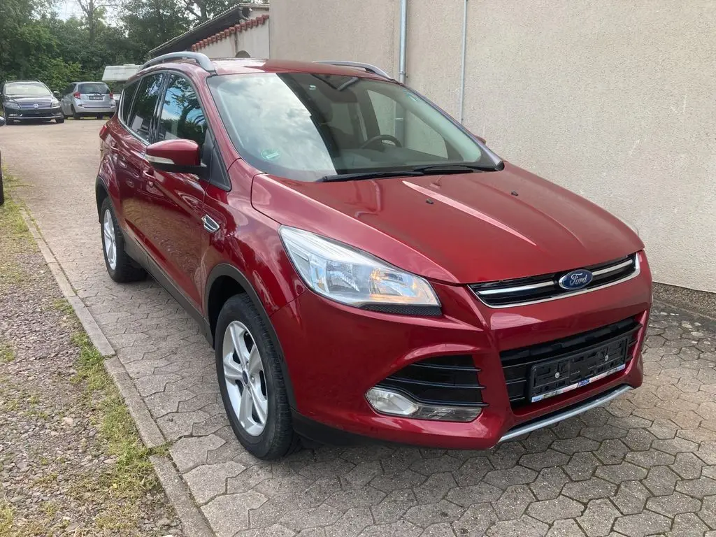 Photo 1 : Ford Kuga 2016 Essence