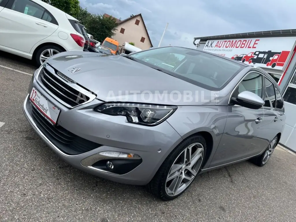 Photo 1 : Peugeot 308 2015 Diesel