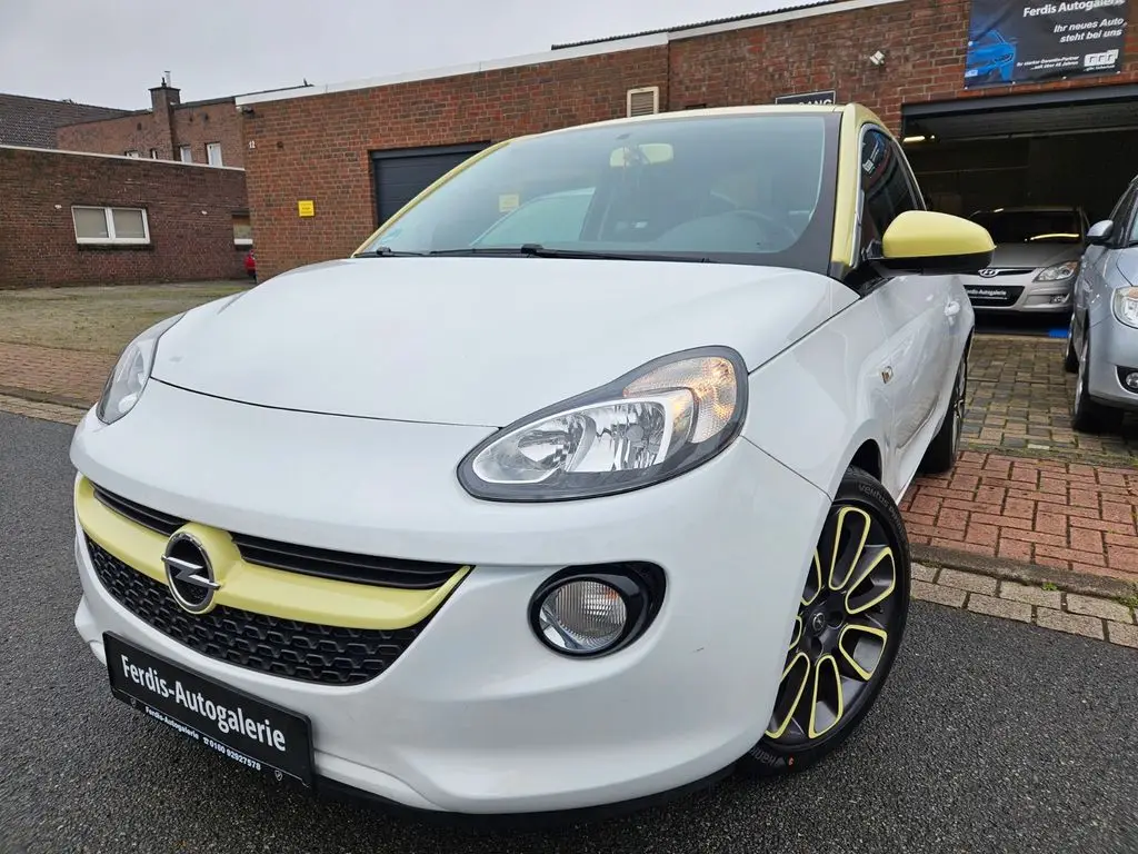 Photo 1 : Opel Adam 2015 Petrol