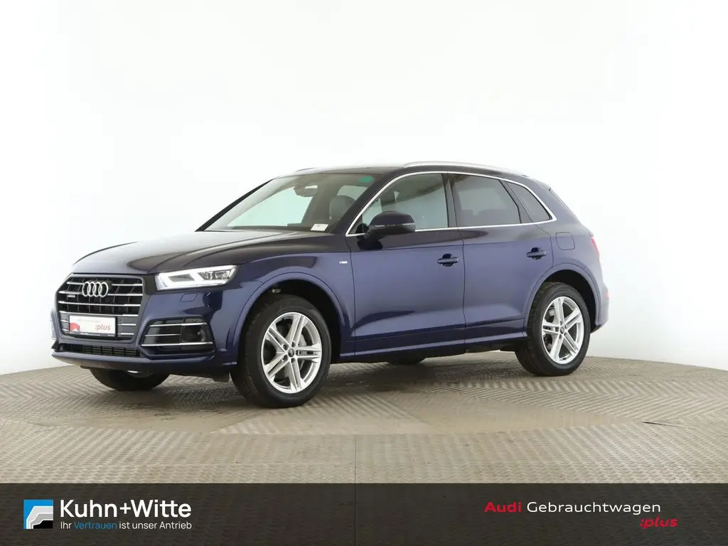 Photo 1 : Audi Q5 2021 Hybrid