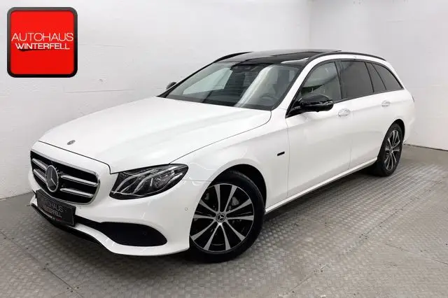 Photo 1 : Mercedes-benz Classe E 2020 Hybride