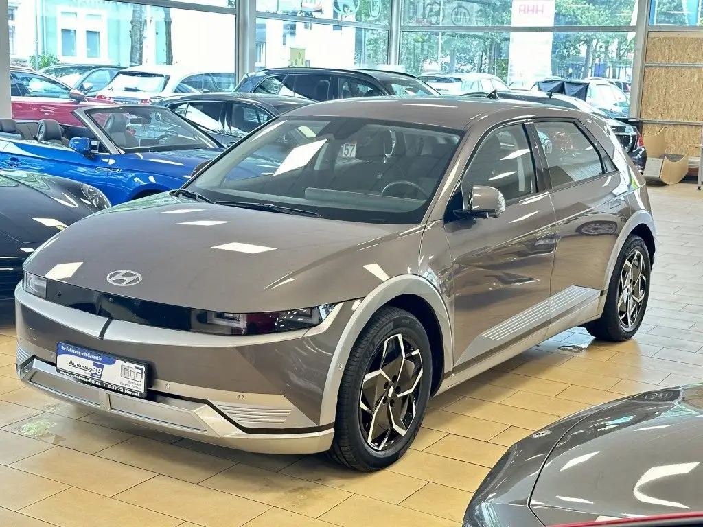 Photo 1 : Hyundai Ioniq 2022 Non renseigné