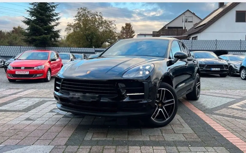 Photo 1 : Porsche Macan 2021 Essence