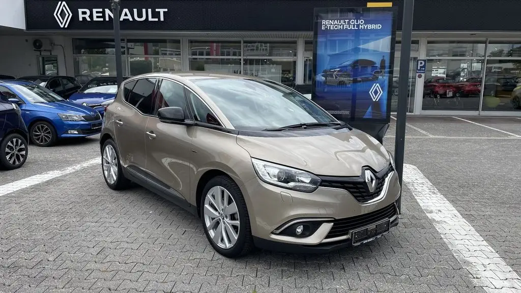 Photo 1 : Renault Scenic 2020 Essence