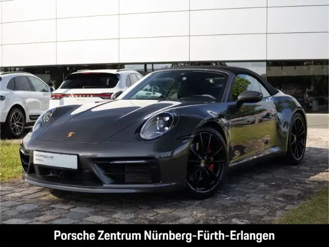 Photo 1 : Porsche 992 2023 Essence