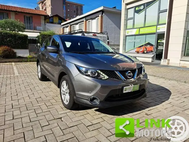 Photo 1 : Nissan Qashqai 2016 Petrol