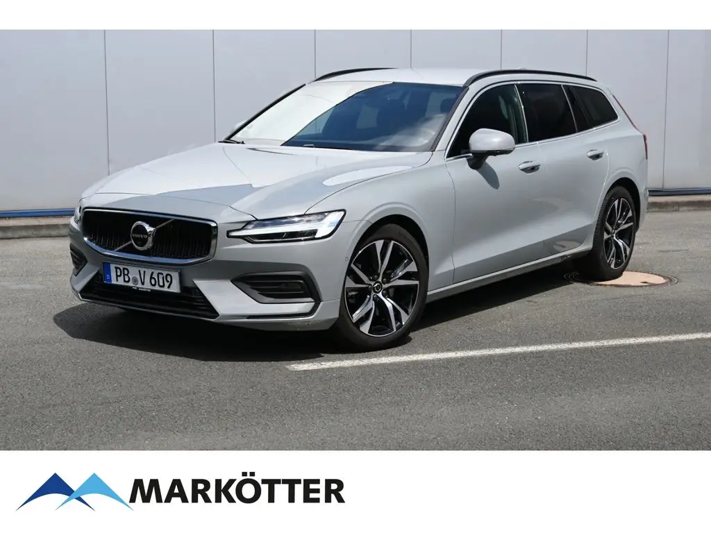 Photo 1 : Volvo V60 2024 Essence